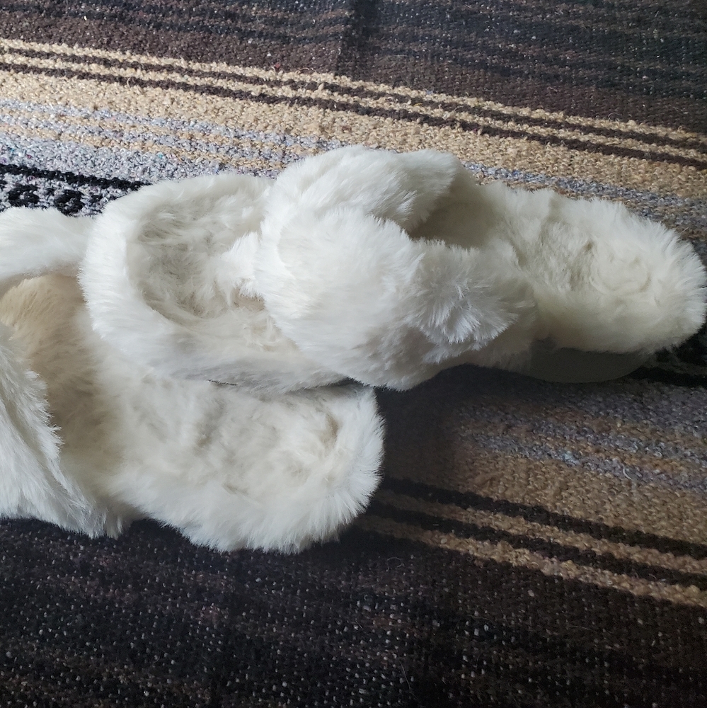 Vionic Slippers